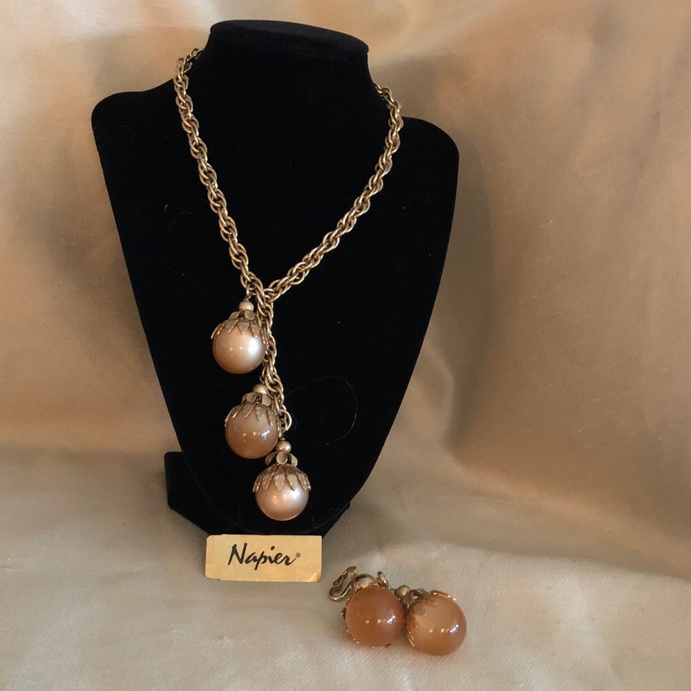 Vintage Napier drop necklace and earrings